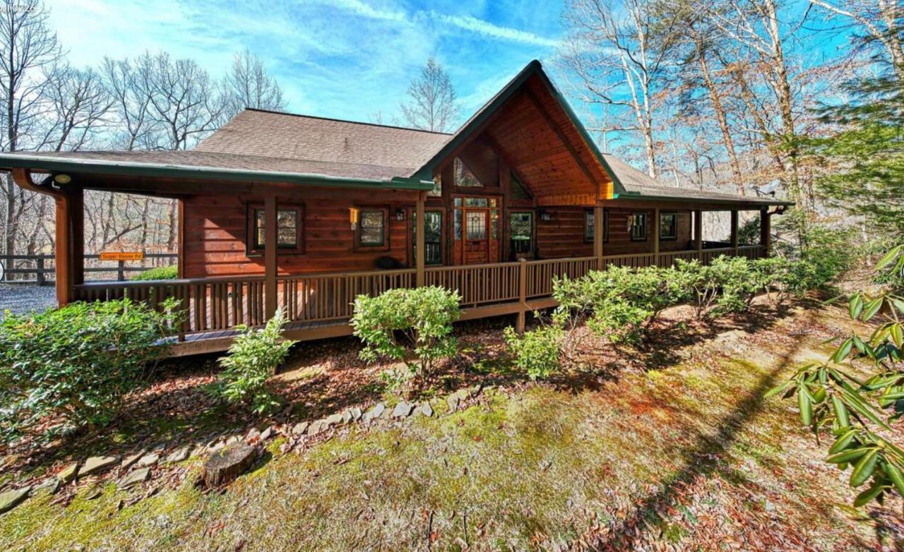 Cozy Creekfront Family Cabin-Pet Friendly -Gamerm-Hot Tub Hiawassee Eksteriør billede