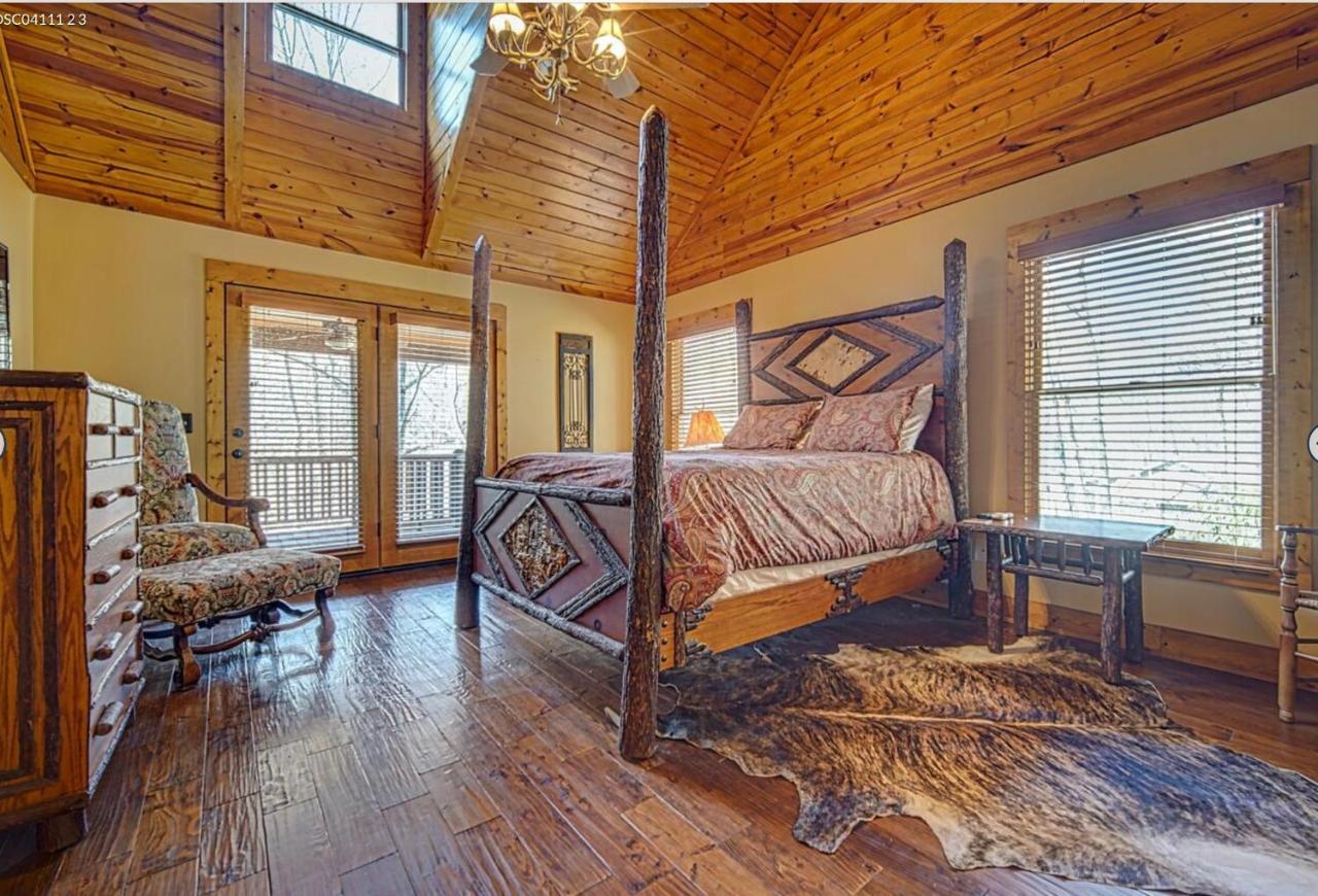 Cozy Creekfront Family Cabin-Pet Friendly -Gamerm-Hot Tub Hiawassee Eksteriør billede