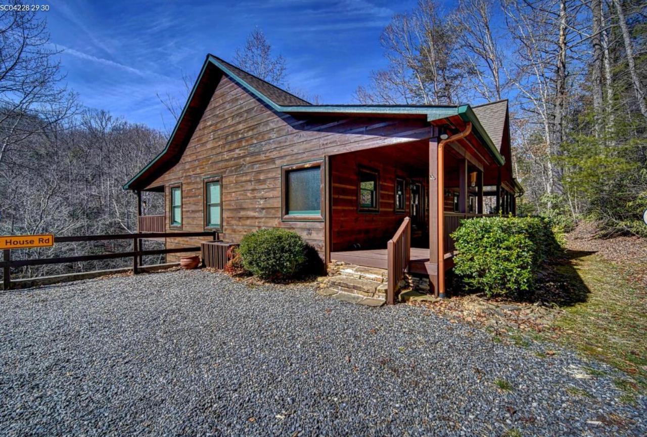 Cozy Creekfront Family Cabin-Pet Friendly -Gamerm-Hot Tub Hiawassee Eksteriør billede