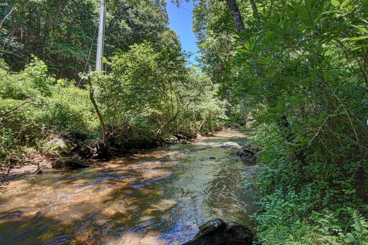 Cozy Creekfront Family Cabin-Pet Friendly -Gamerm-Hot Tub Hiawassee Eksteriør billede