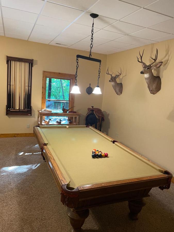 Cozy Creekfront Family Cabin-Pet Friendly -Gamerm-Hot Tub Hiawassee Eksteriør billede