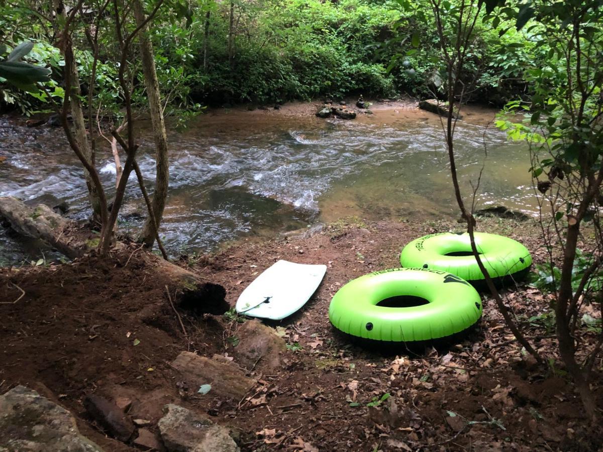 Cozy Creekfront Family Cabin-Pet Friendly -Gamerm-Hot Tub Hiawassee Eksteriør billede